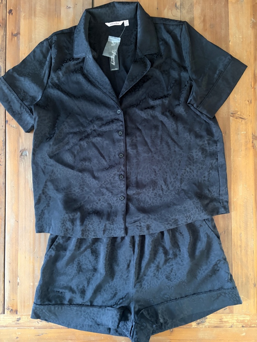La Vie En Rose Black Satin Short Pajama Set